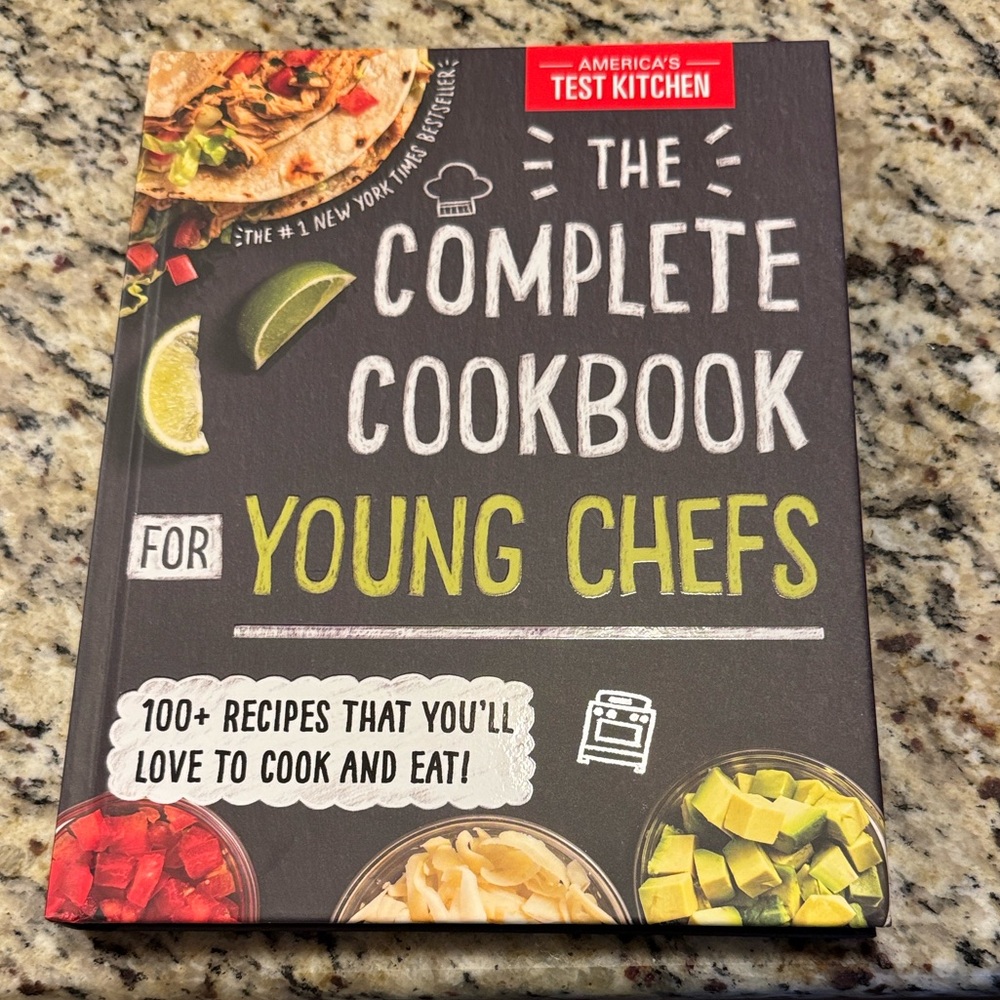 The Complete Cookbook for Young Chefs by - Black Cover